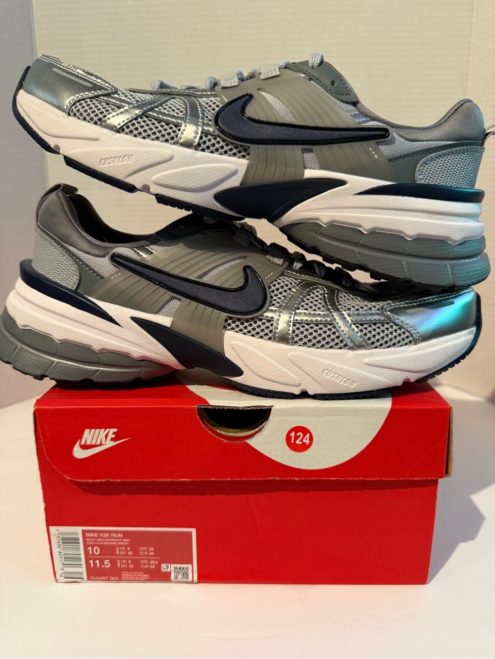 Nike Grey V2K, White and Black Men’s Running Sneakers